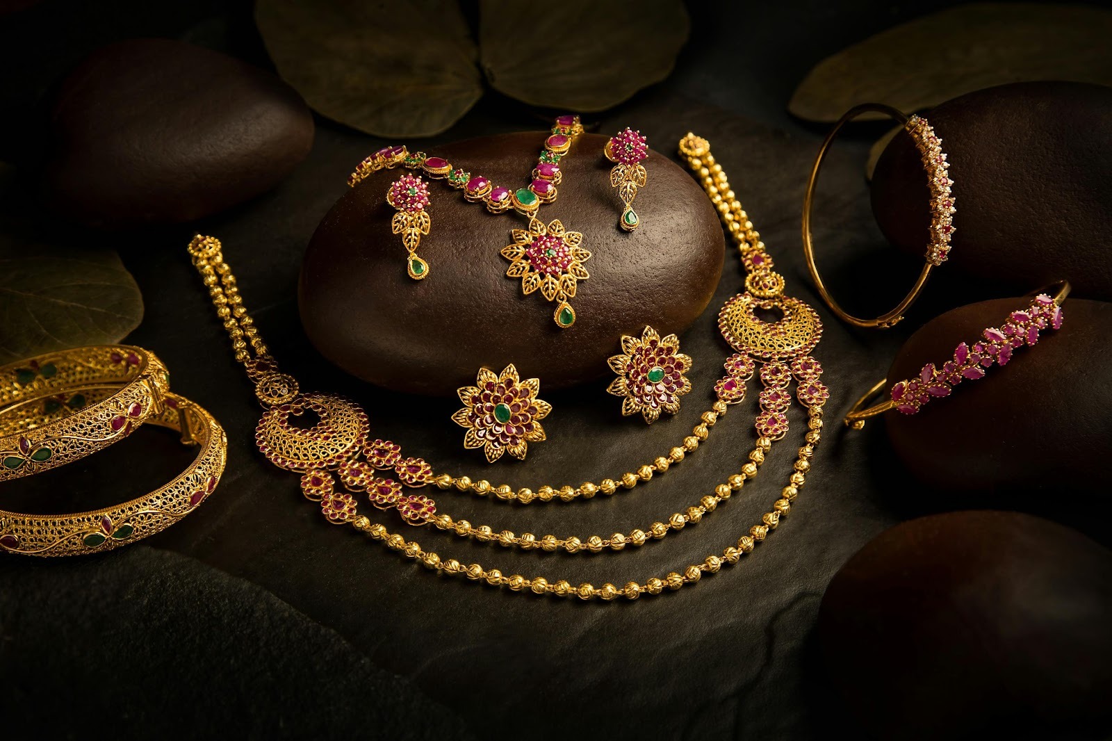 The 7 best leading schools for learning jewelry as a craft
